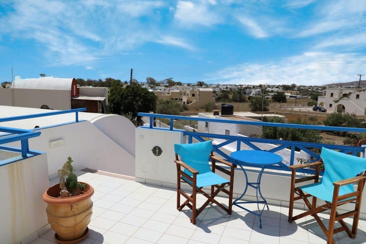 Santorini Seaside Retreat - Flora'S Summer Escape Perissa  Eksteriør billede