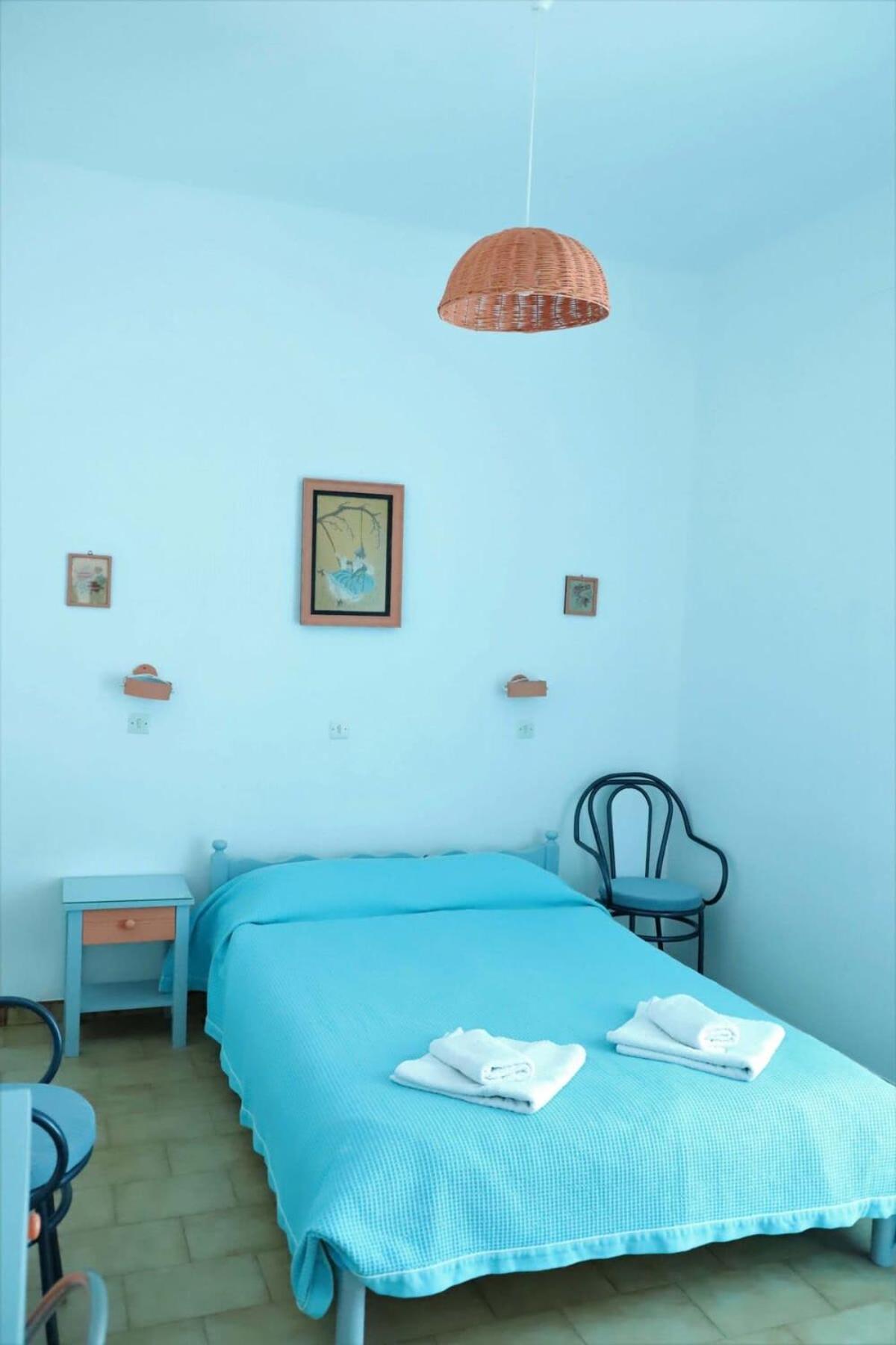 Santorini Seaside Retreat - Flora'S Summer Escape Perissa  Eksteriør billede
